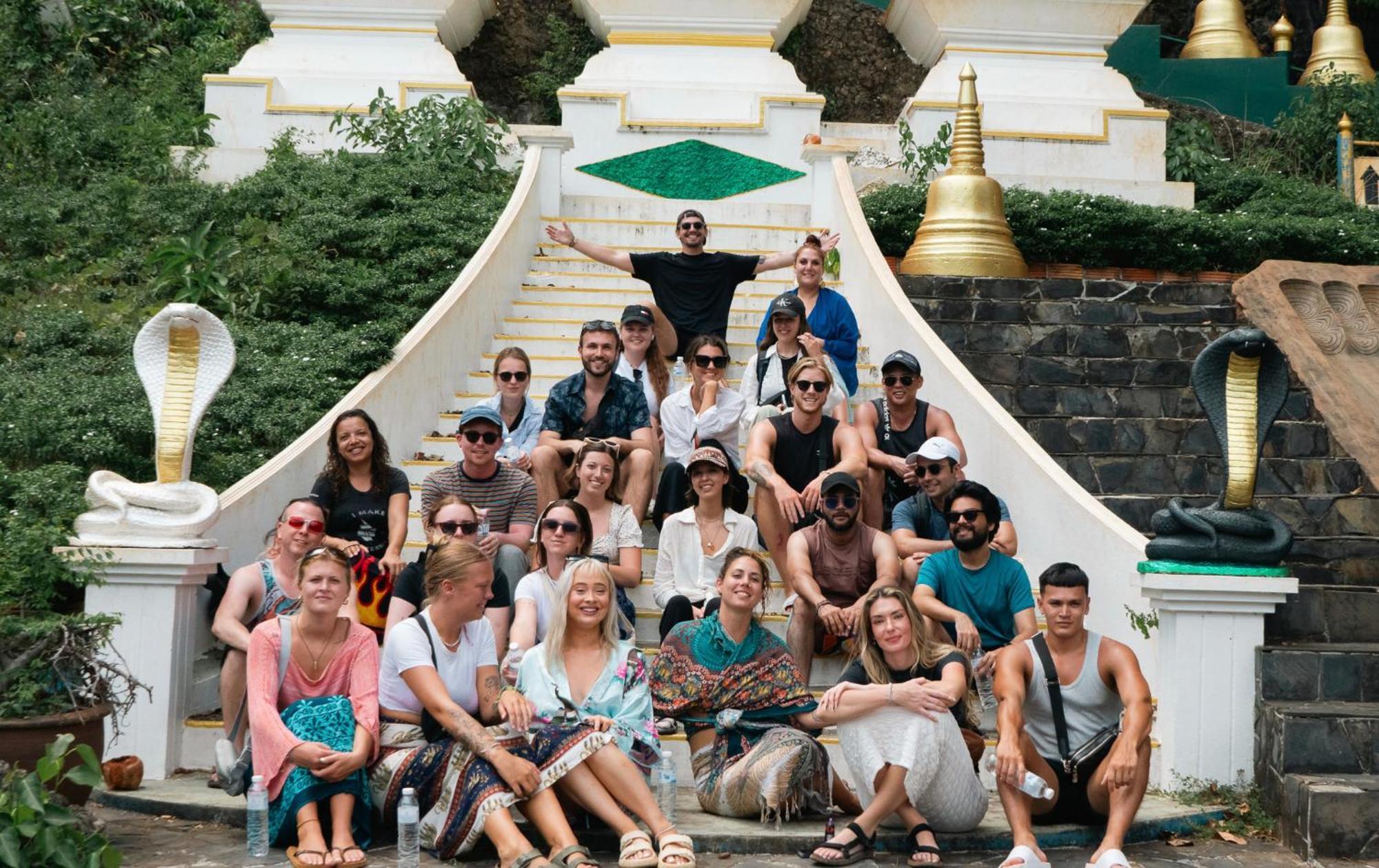 Base Party Hostel Ao Nang المظهر الخارجي الصورة