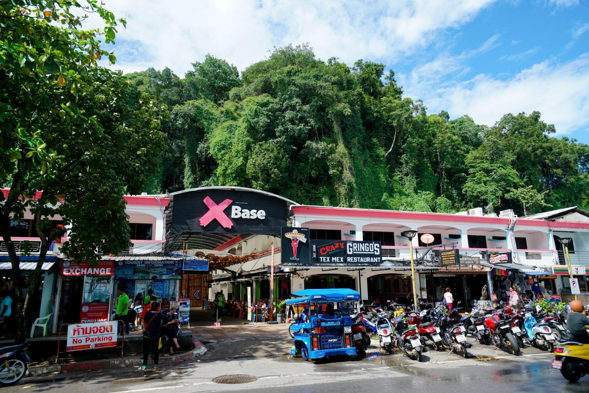 Base Party Hostel Ao Nang المظهر الخارجي الصورة