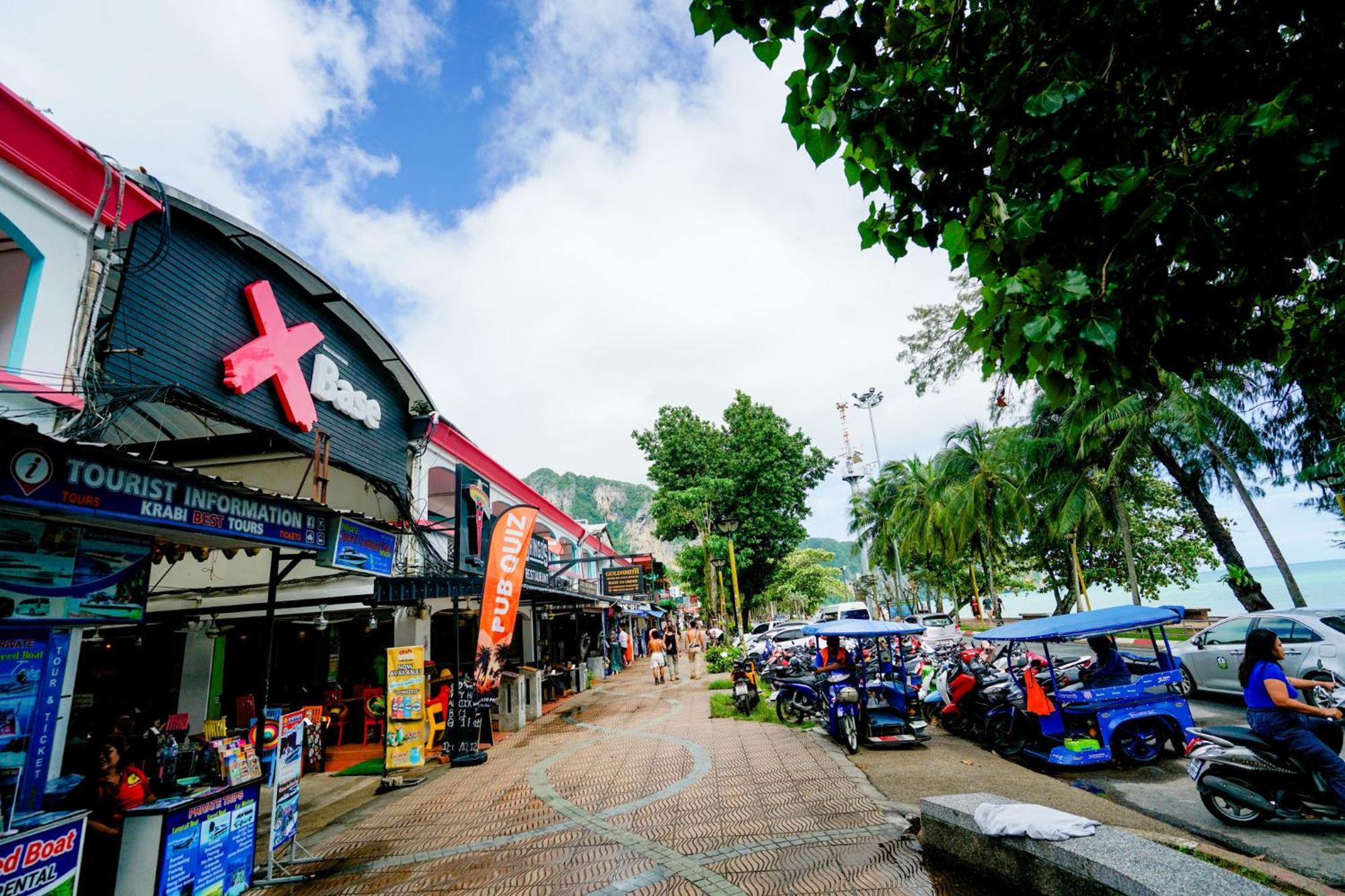 Base Party Hostel Ao Nang المظهر الخارجي الصورة